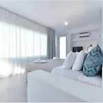 Mykonos Point Luxury Villas